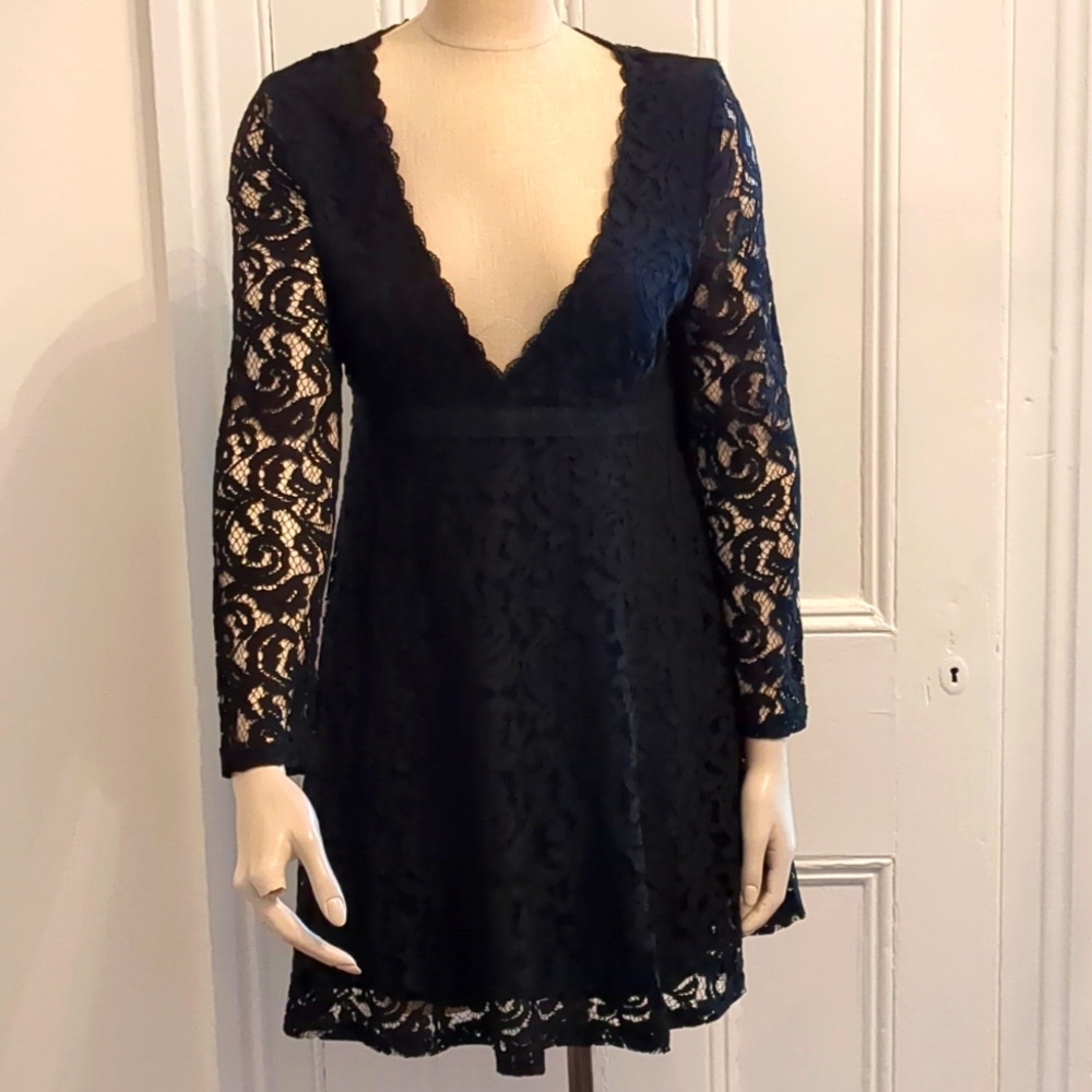 Kimchi Blue Sexy Lace Dress Large Black